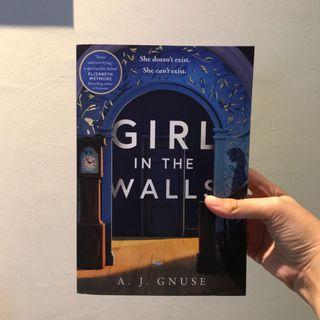 Girl in the Walls preloved