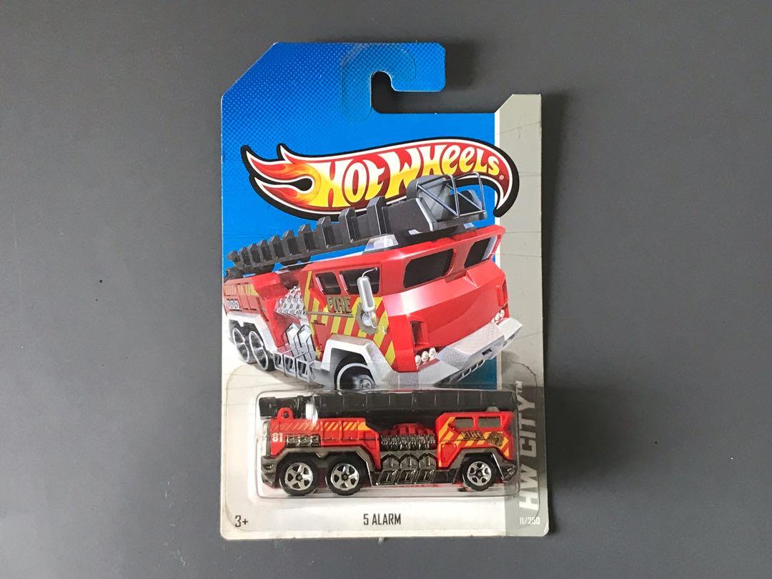 Hot wheels 5 alarm fire truck top