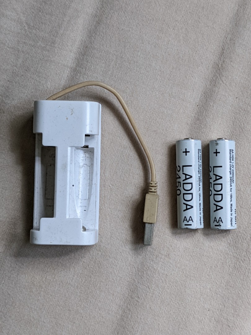 IKEA VINNINGE with 2pcs AA Battery, Photography, Photography