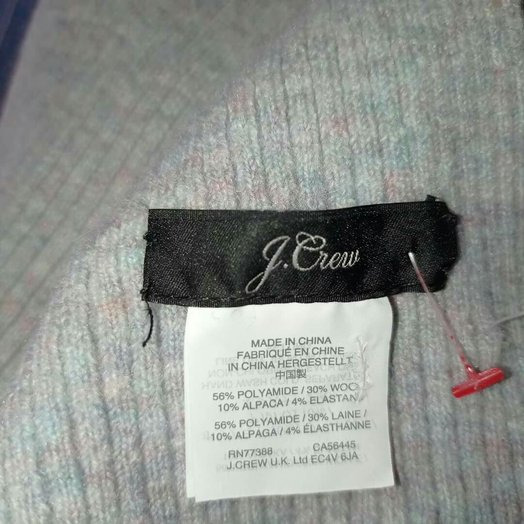 J CREW WOMAN'S SYAL