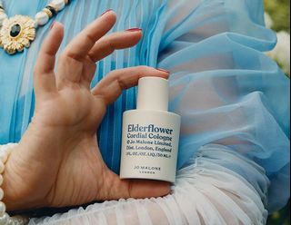 (Category: ) located in . Submitted by Fragrance_World33 (Listing ID 1160915207, Image 1). Description: .