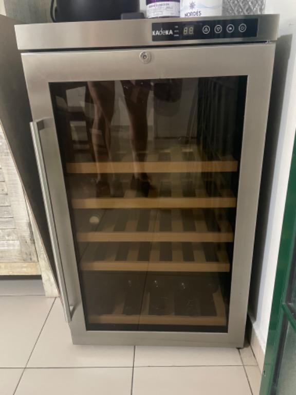 Kadeka wine chiller, TV & Home Appliances, Kitchen Appliances, Wine