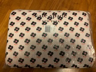 (Category: ) located in . Submitted by joyjoy1976 (Listing ID 1160954850, Image 1). Description: .