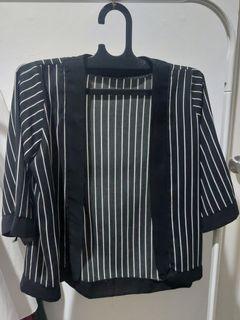 Kimono Outer Black and White