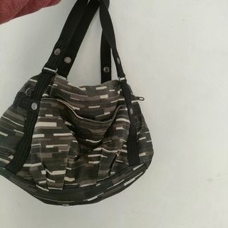(Kategori: ) berada di . Dikirim oleh ipreloved15 (ID iklan 1160978001, Gambar 1). Deskripsi: .
