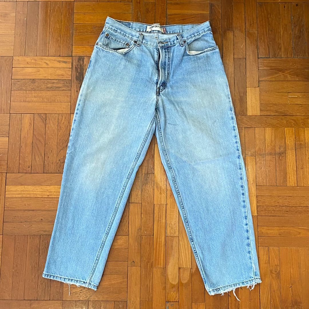Levis 560 loose fit, Men's Fashion, Bottoms, Jeans on Carousell
