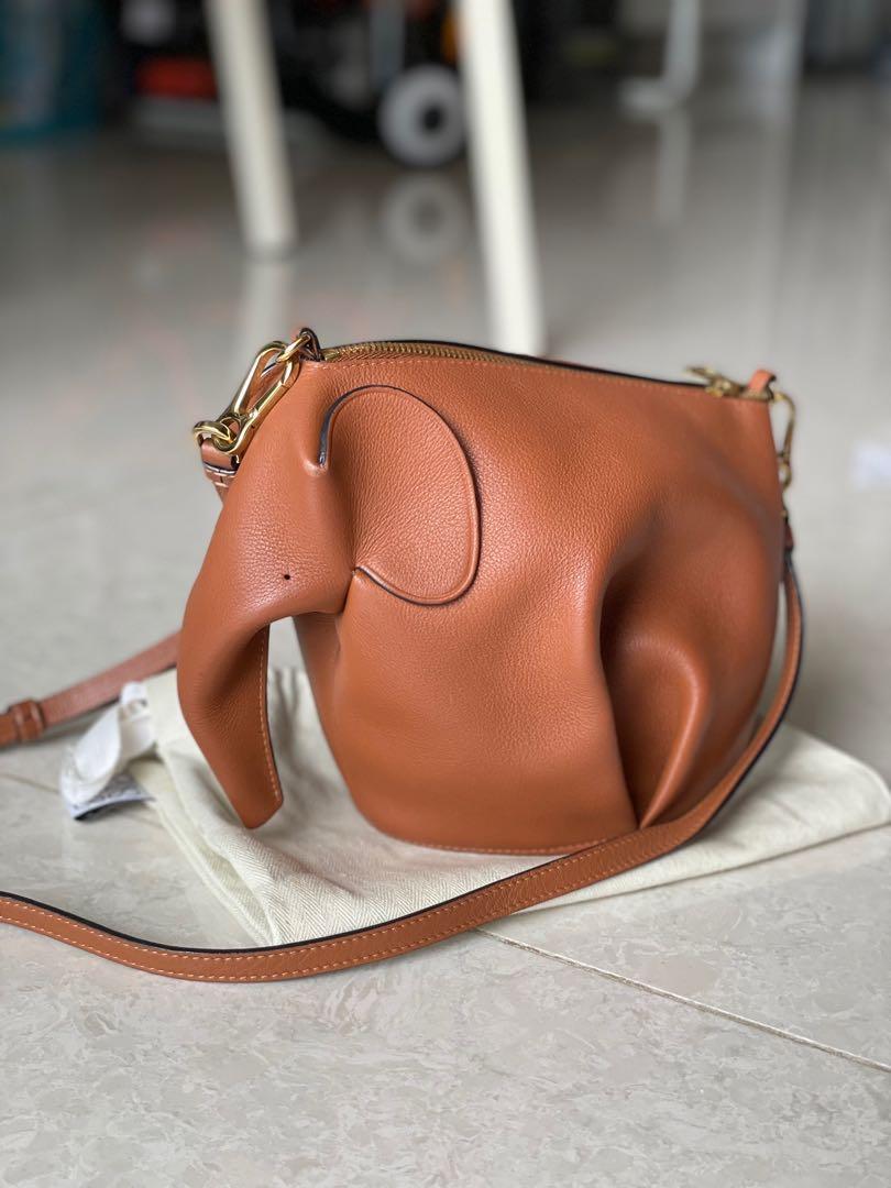 Loewe Elephant Minibag Leather Shoulder Bag in Brown