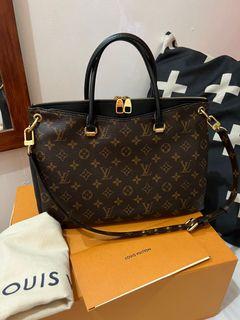 Louis Vuitton Pallas Noir