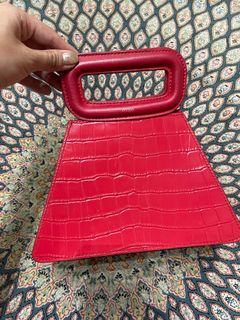 (Category: ) located in . Submitted by sgsgxx (Listing ID 1160988978, Image 1). Description: .