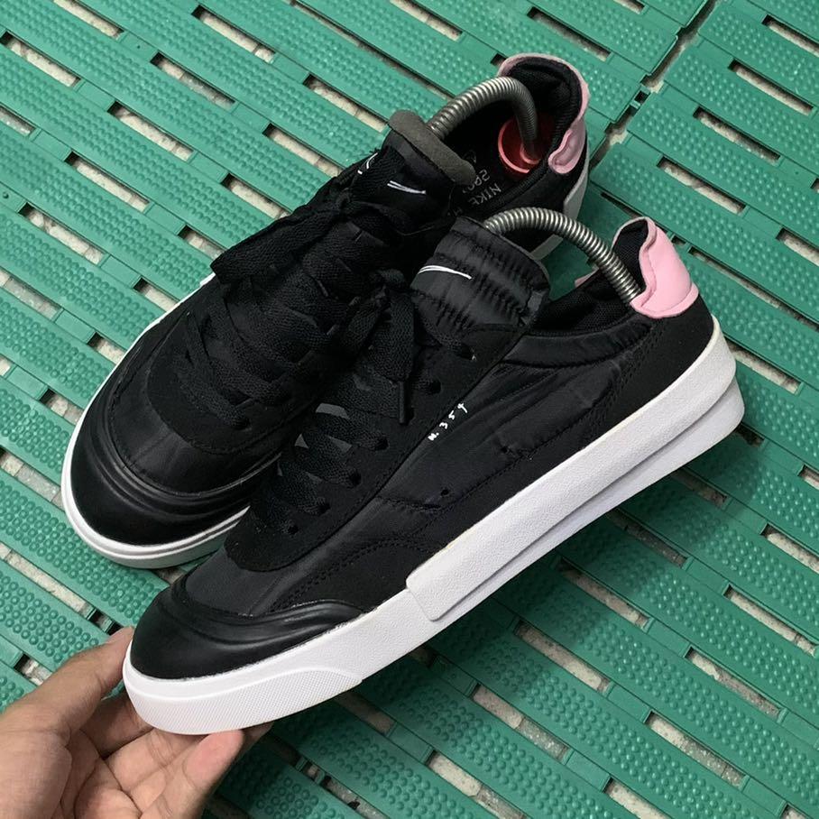 Nike drop type lx black hotsell