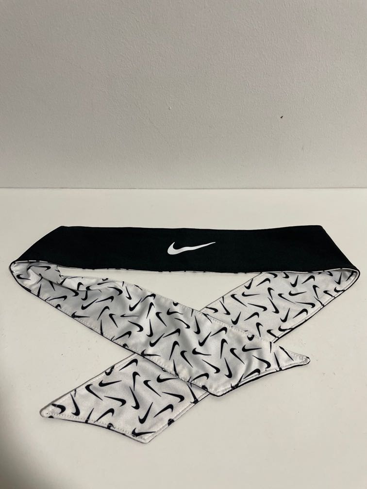 Nike Head Tie, Men's Fashion, Activewear on Carousell