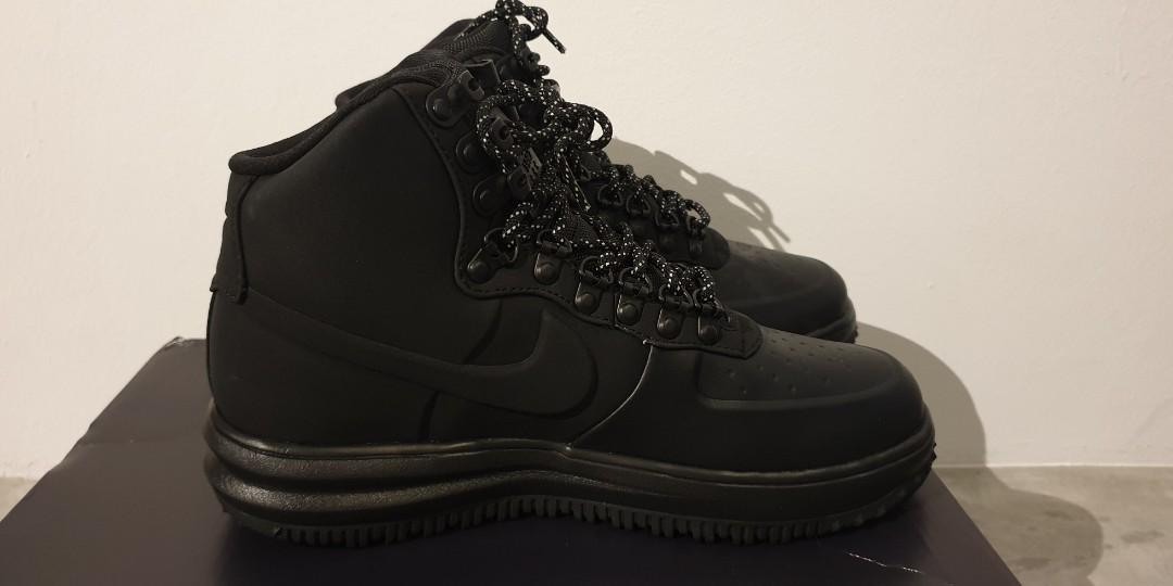 All black nike duck boots on sale