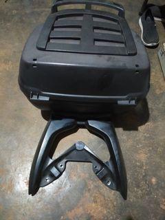 NMAX sec top box and bracket for sale