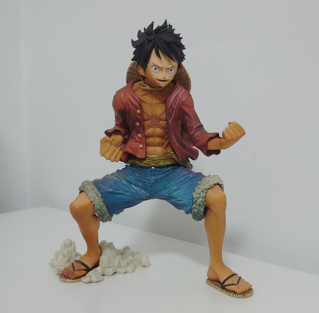 Box Neu One Piece MIHAWK Anime Manga Figuren Figure Set H:16cm Set PVC 