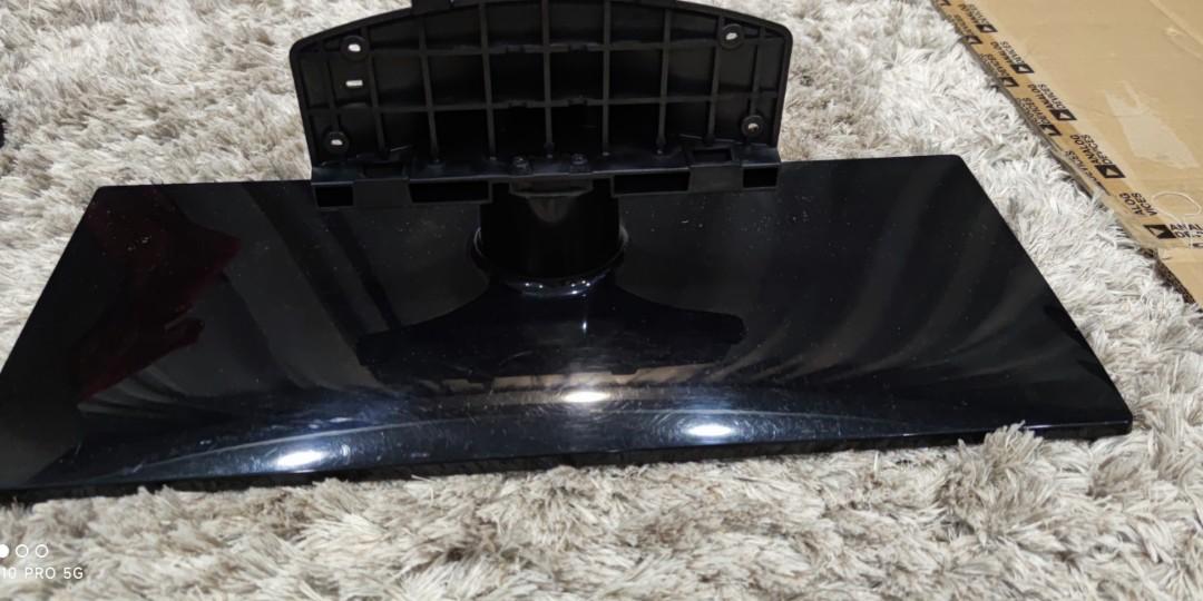 Original Samsung TV stand, TV & Home Appliances, TV & Entertainment, TV