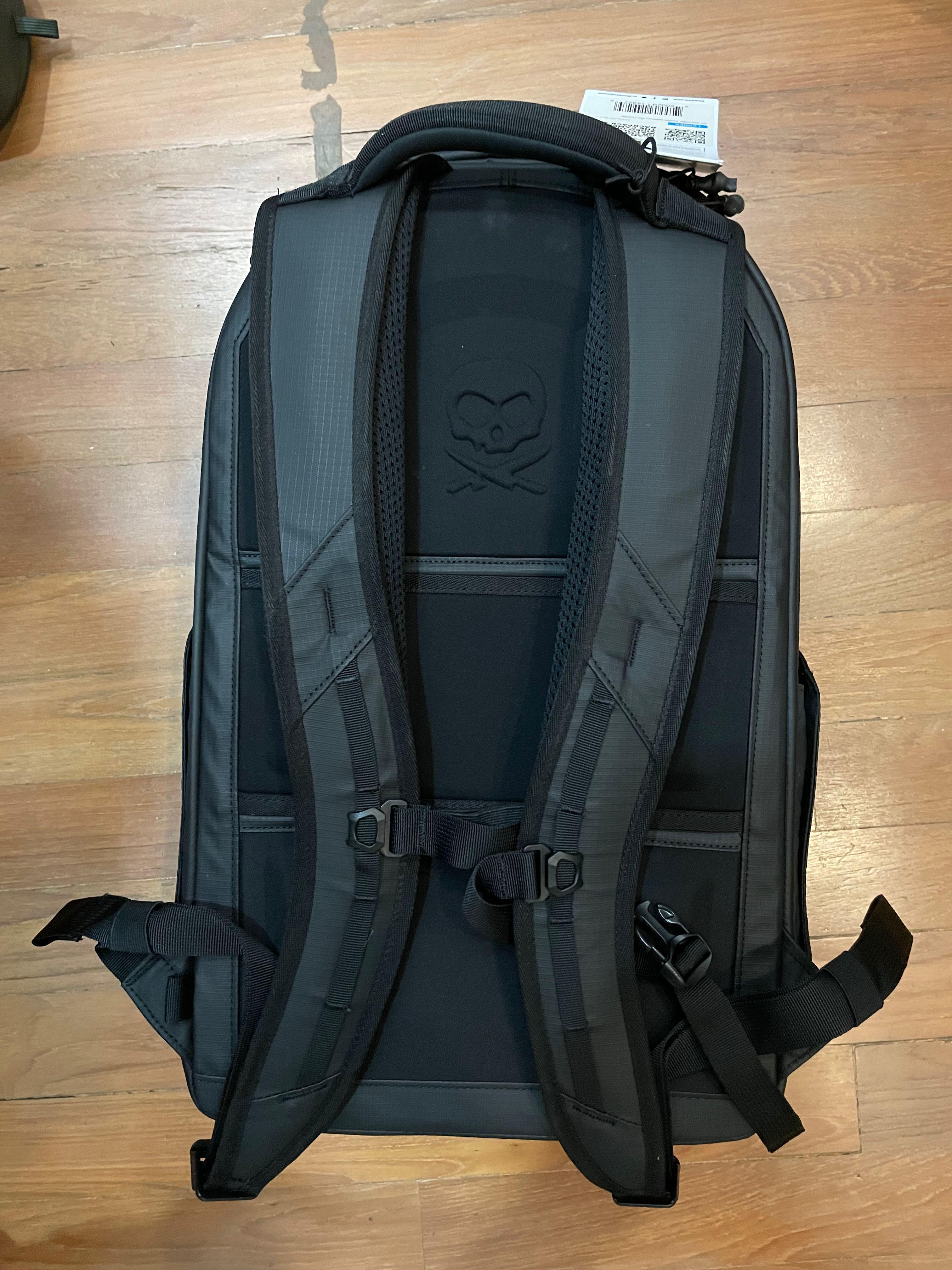 Peter McKinnon X NOMATIC Everyday Backpack (25L), Photography