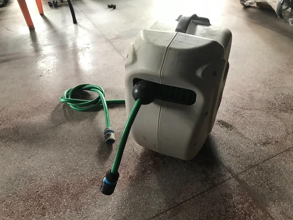 Pope 20 Meters Retractable Hose Reel, Furniture & Home Living, Gardening, Hose and Watering