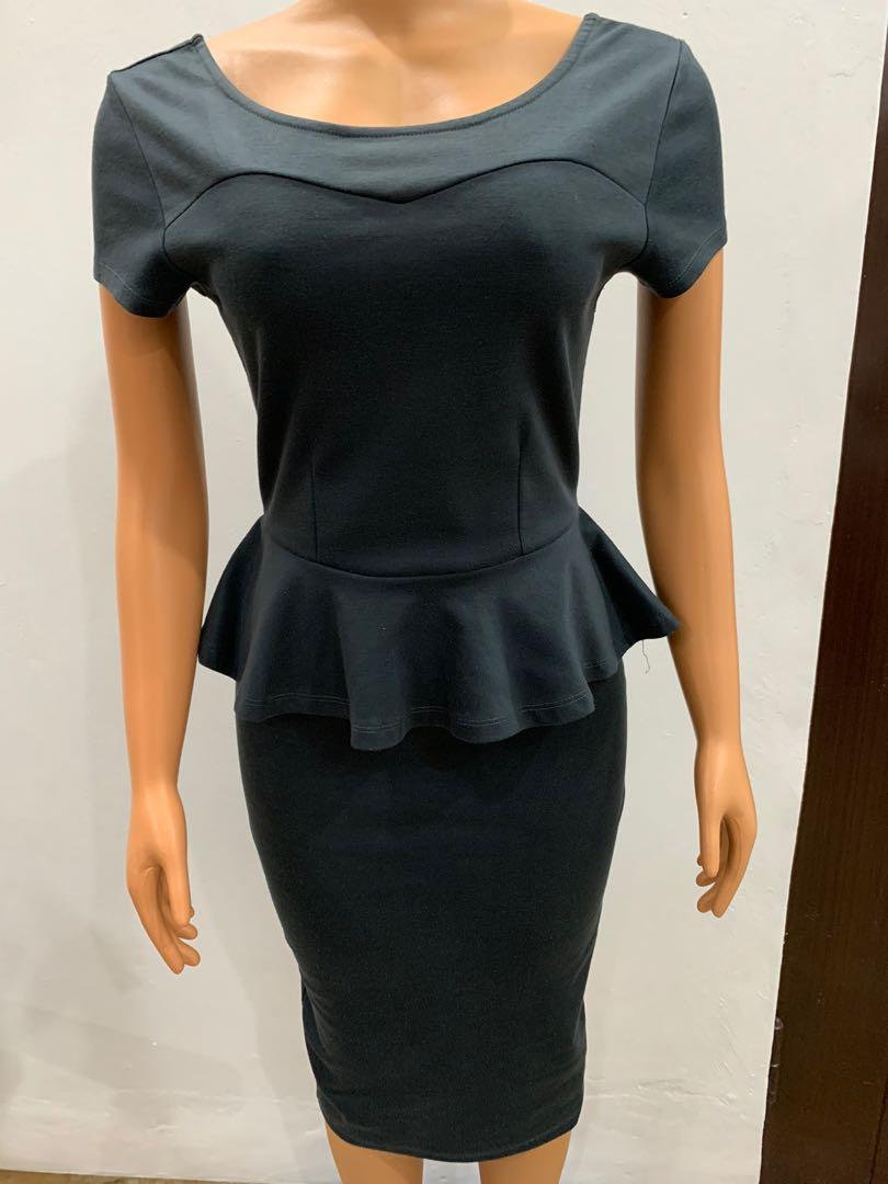 Preloved Bodycon Peplum Grey Dress 