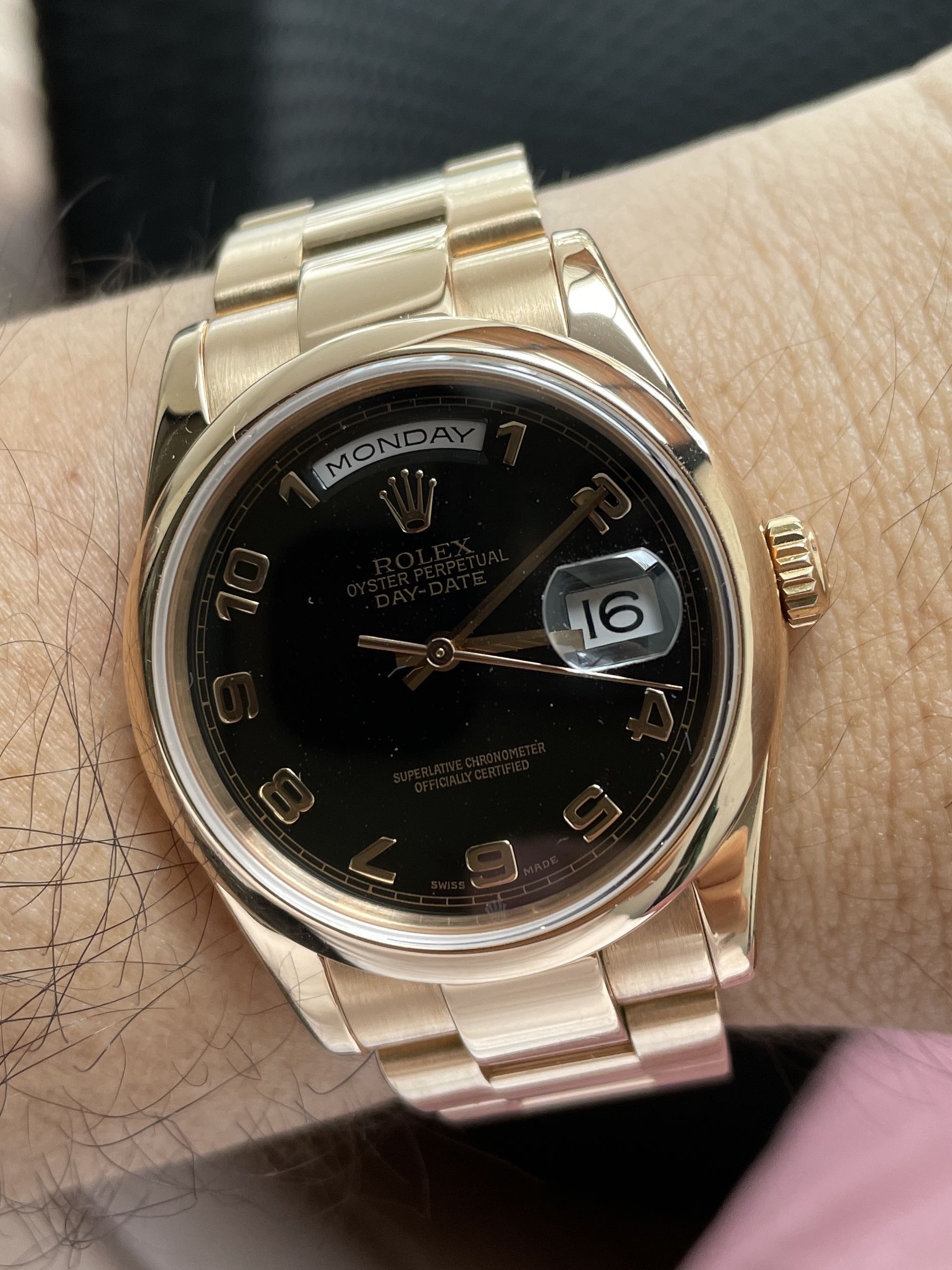 Rolex Fullset Daydate Dome 118205 Rosegold Luxury Watches on