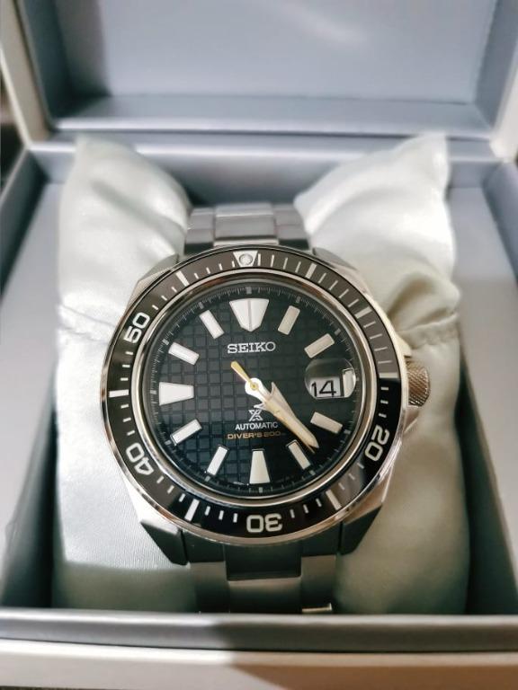 Seiko King Samurai Waffle Dial Sapphire SRPE35K1, Men's Fashion, Watches &  Accessories, Watches on Carousell