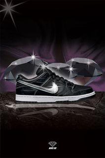 NIKE SB DUNK LOW PRO ORANGE LABEL, Fesyen Pria, Sepatu , Sneakers di  Carousell