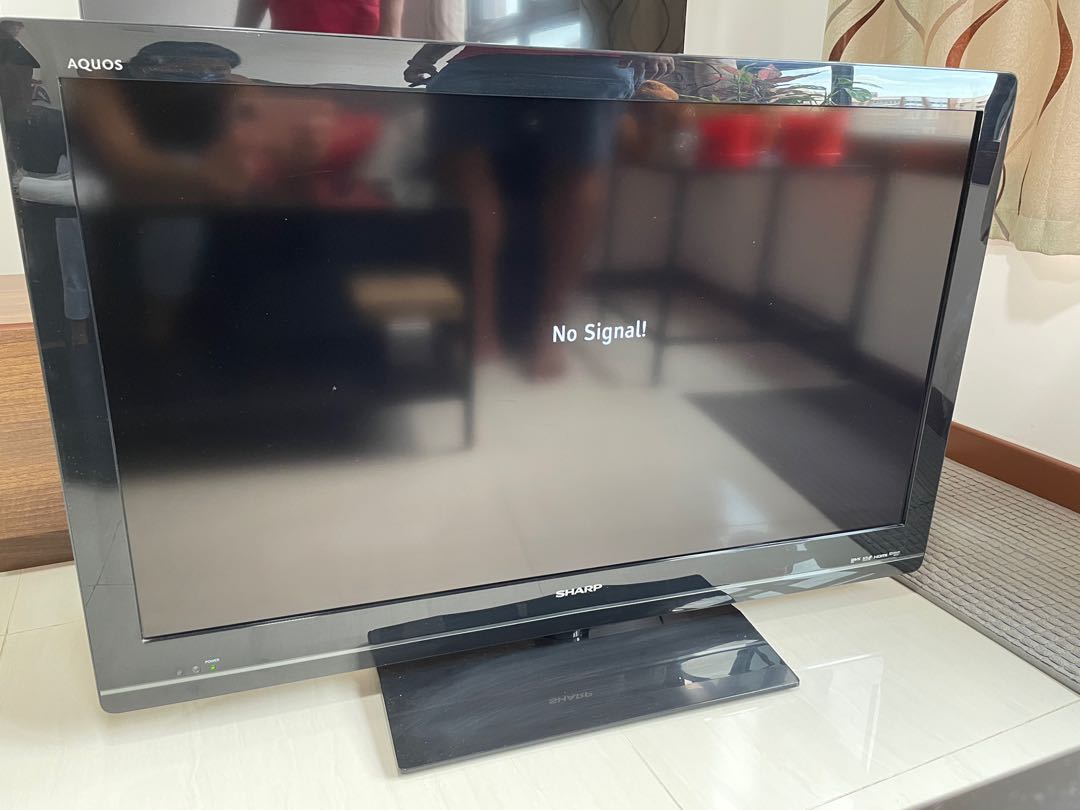 Sharp LCD TV 40”, TV & Home Appliances, TV & Entertainment, TV on Carousell