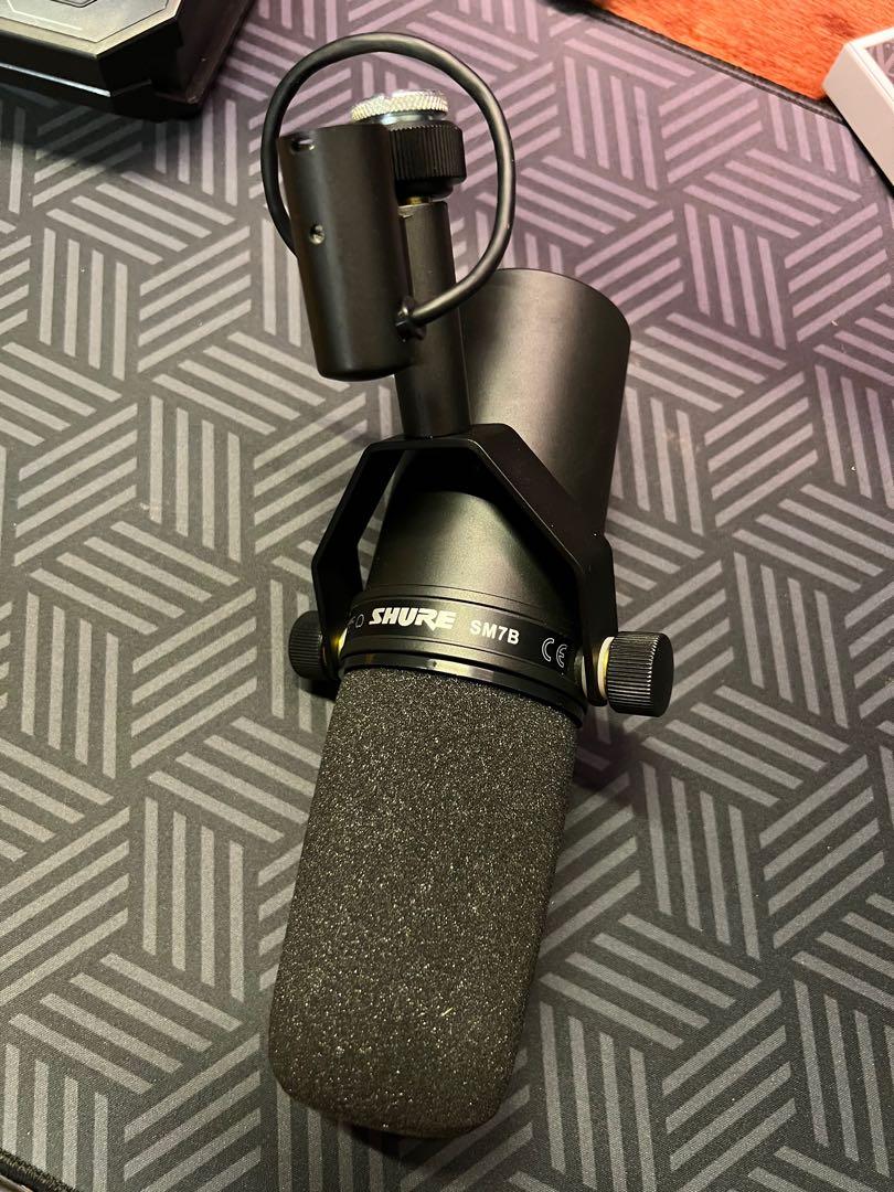 Shure SM7B Cardioid XLR Dynamic Microphone Streamer, Audio, Microphones
