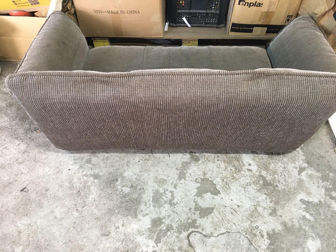 Sofa bed (Category: Sofas) located in Quezon City. Submitted by anythingthriftyph (Listing ID 1160937267, Image 3). Description: Last price posted Japanese floor sofa bed See pictures for reference 2 seater Foldable arm rest Foldable back rest Washable cover Honest issue zipper needs to be fixed.