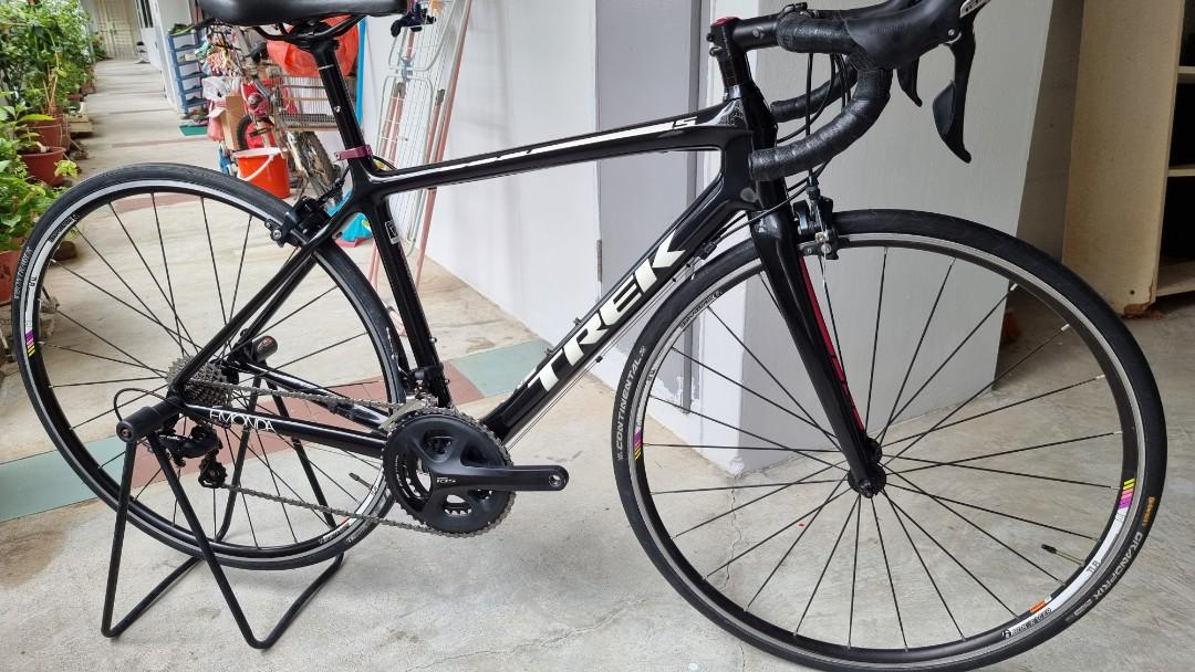Trek Emonda S5 Roadbike with DuoTrap Speed Cadence Sensor Sports