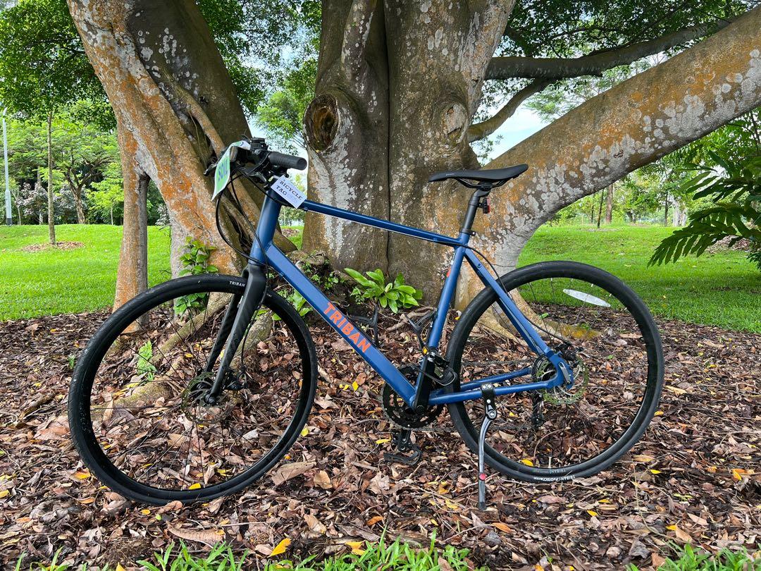Triban rc120 disc road bike hotsell