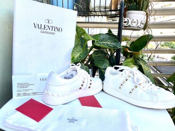 Valentino rubber shoes 2025