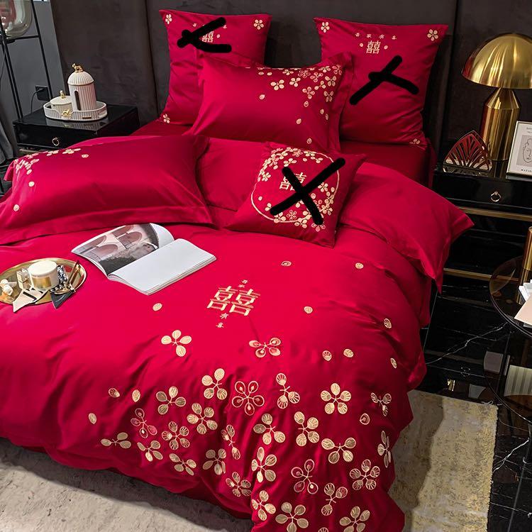 Wedding red bedsheet set with quilt cover