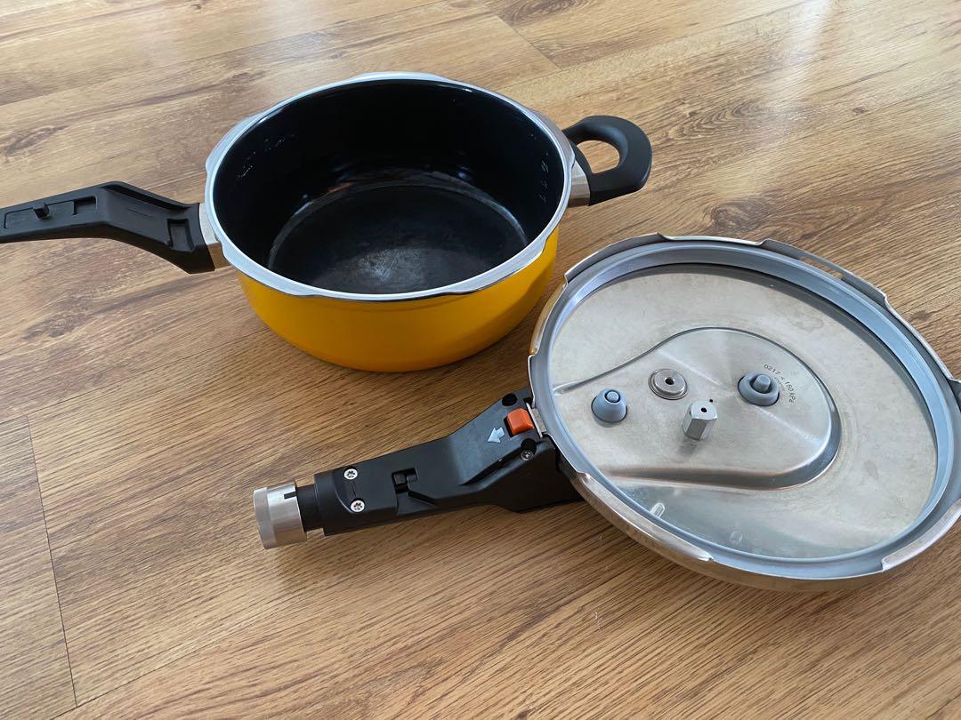 WMF Naturamic Pressure Cooker Perfect Pro 3L, Furniture & Home Living