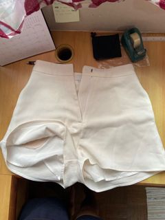 (Category: ) located in . Submitted by elenachuua (Listing ID 1160911447, Image 1). Description: .