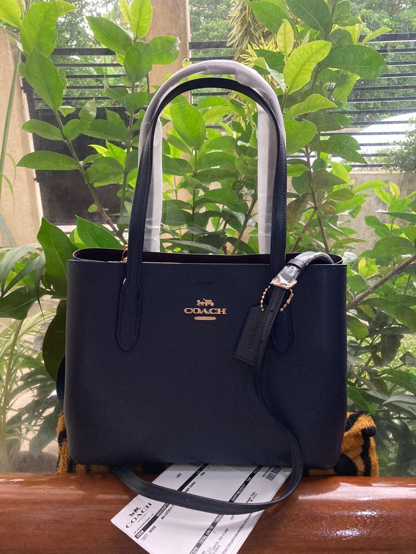Coach avenue carryall top