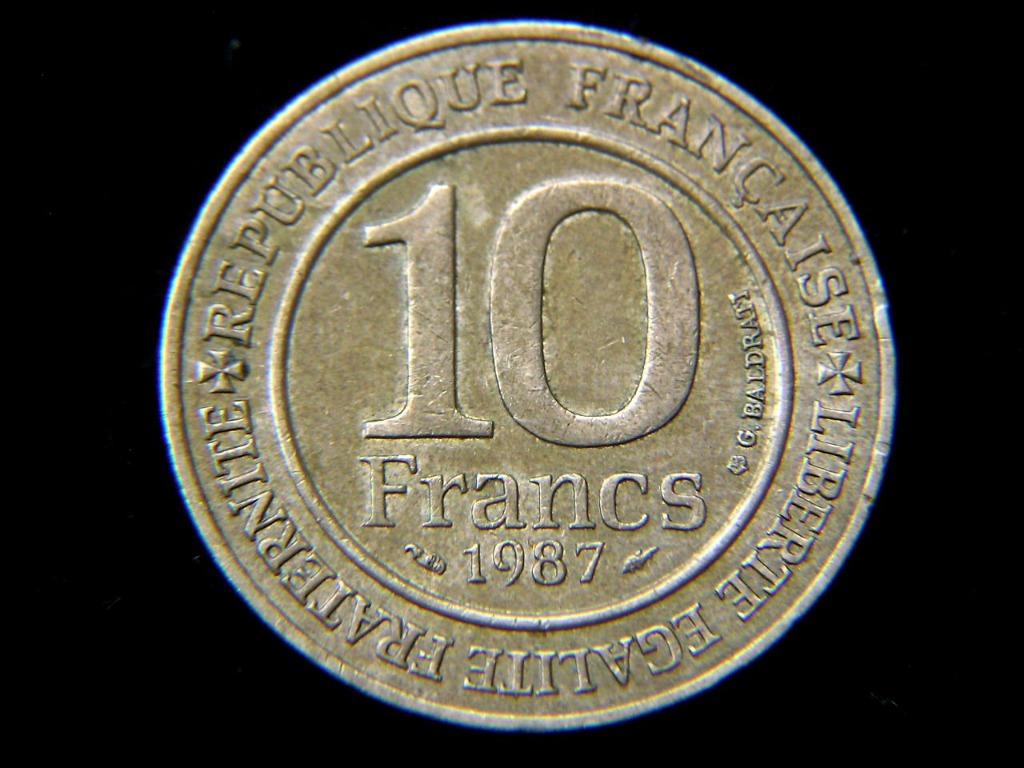 黃銅幣-1987年法國第一任國王雨果·卡佩1000年拾法郎黃銅幣, 興趣及遊戲, 收藏品及紀念品, 錢幣- Carousell