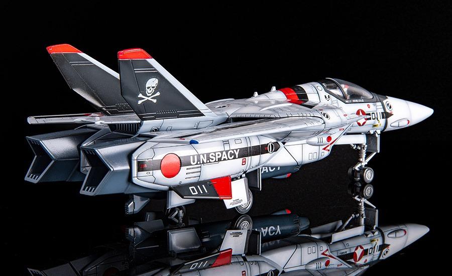 新品未使用 1/72VF-1A/S バルキリー 一條輝機 新品未使用 1/72VF-1A/S バルキリー 一條輝機