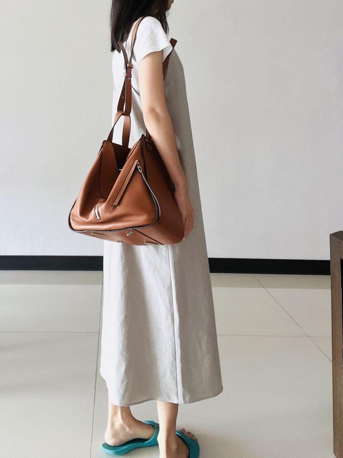 Loewe hammock hotsell medium bag