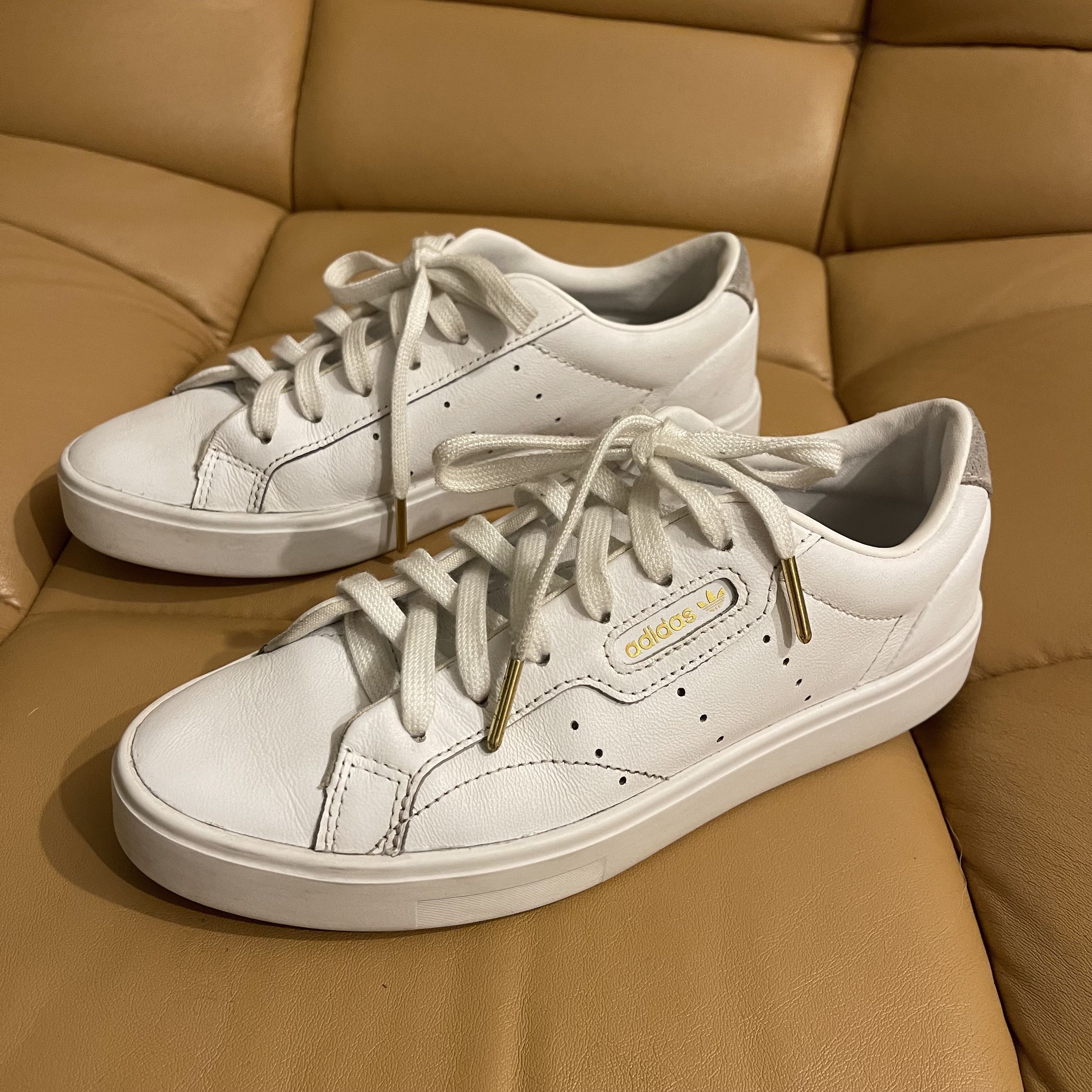 Adidas sleek gold sale