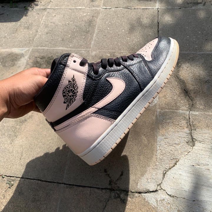 Air Jordan 1 High OG “Crimson Tint 