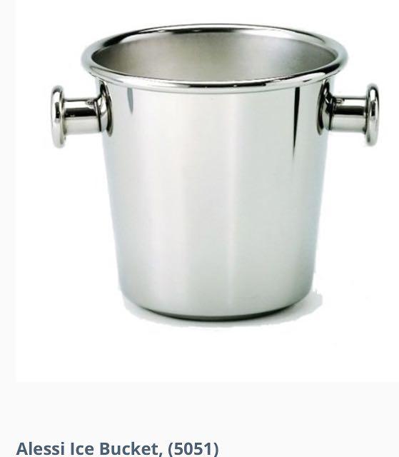 Alessi Ice Bucket 5051 （分類：餐具和餐具）位於 Hong Kong。 由 takseven 提交（商品編號 1161110340，圖片 1）。簡介： Alessi Ice Bucket 5051 冰桶 (14cm)。100% new。。