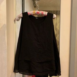 (Category: ) located in . Submitted by qualityapparel_ (Listing ID 1161133578, Image 1). Description: .