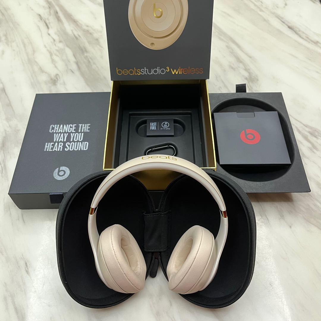 beats Studio3 Wireless Noise Cancelling OverEar Headphones in Desert