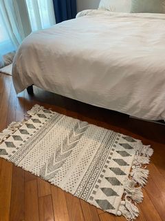 (Category: ) located in . Submitted by classycomfy (Listing ID 1161147286, Image 1). Description: .