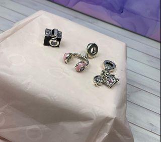 ⭐BIG SALE⭐PANDORA AUTHENTIC TRAVEL CHARMS- CAMERA/ PINK HEADPHONE AND AIRPLANE SUITECASE AND GLOBE CHARM TAKE ALL 2600/ 950.EACH