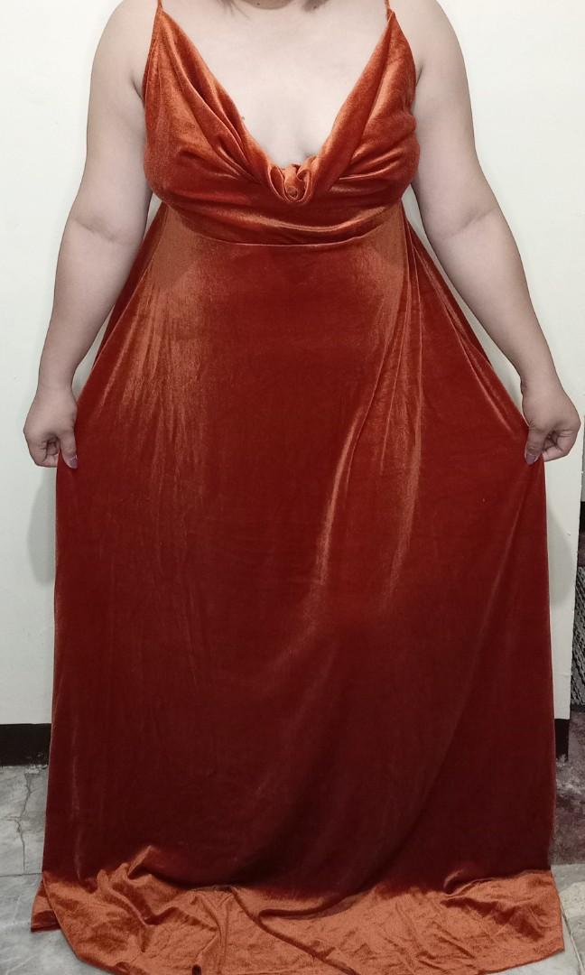 Brandnew Shein Curve Long Gown/Dress (velvet) (3XL-5XL), Women's