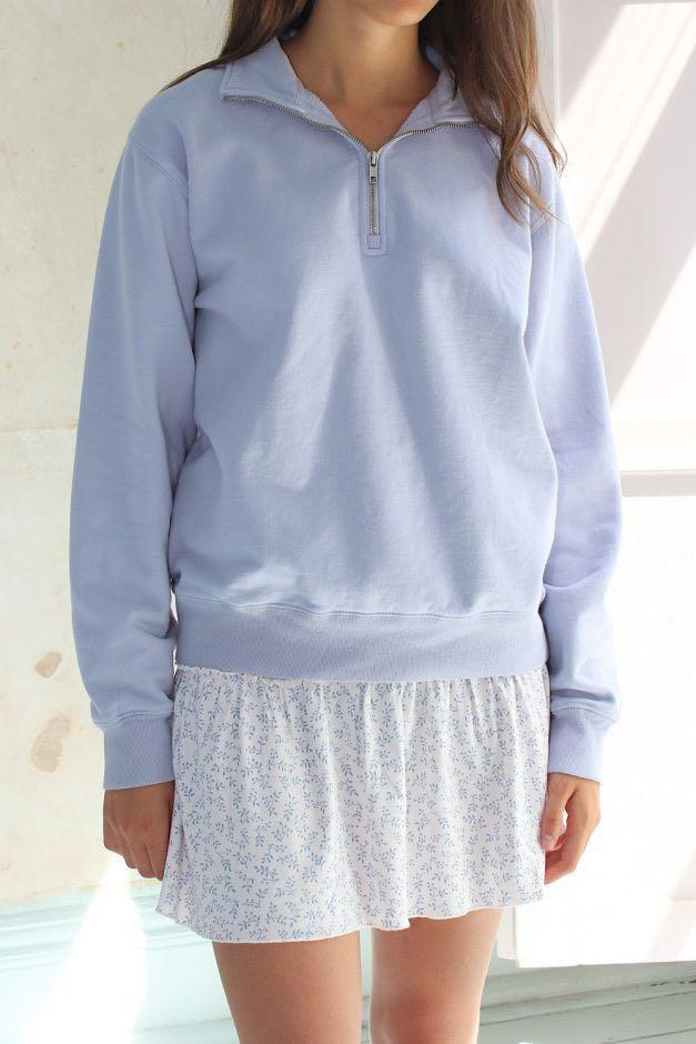 Brandy melville missy sweatshirt Women s Fashion Tops