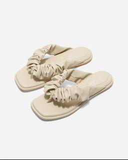 Christy Ng Lydia Ruffled Thong Sandals - Cream