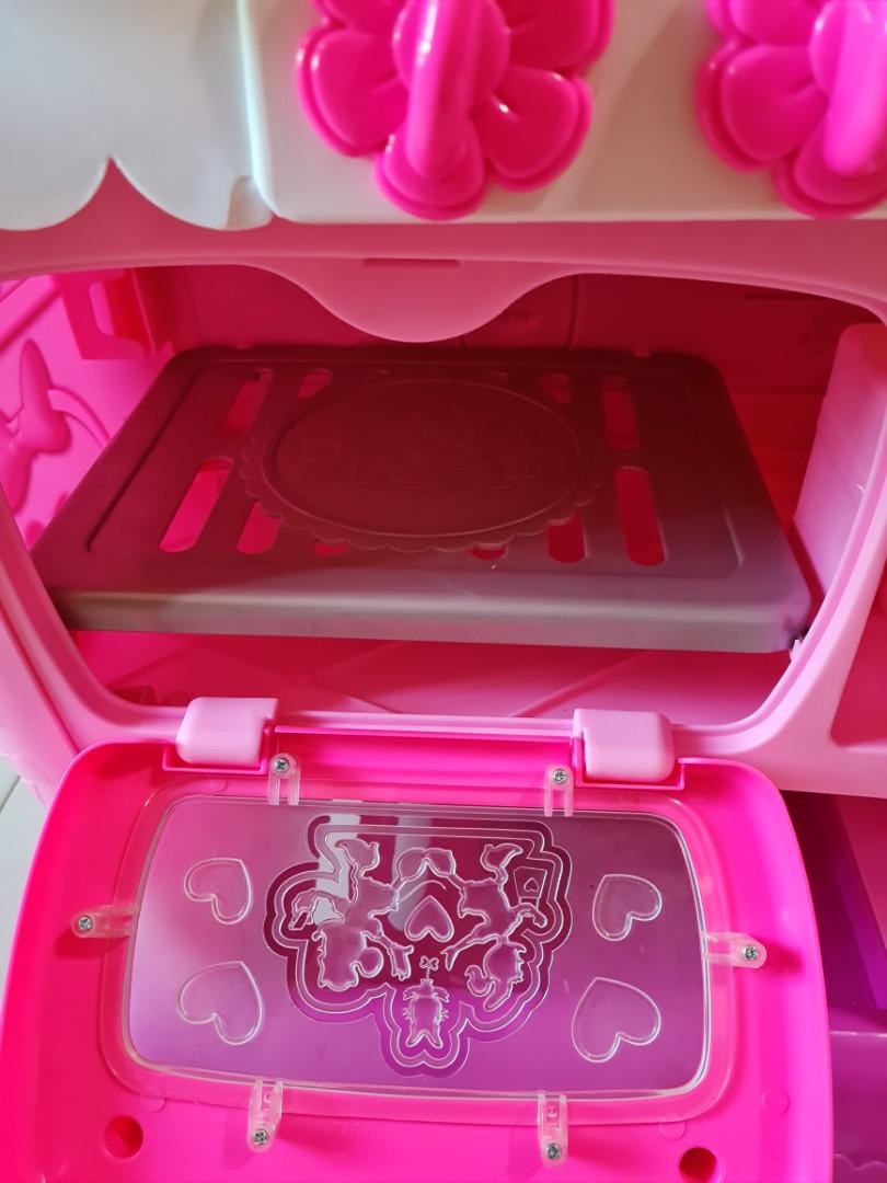 Disney's Minnie Mouse brunch cafe / kitchen toy, Hobbies & Toys, Toys