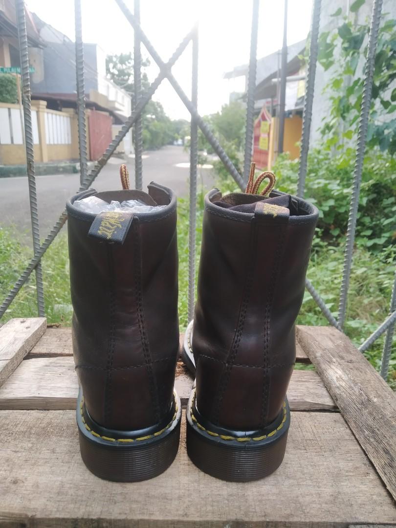 Dr martens 1460 brown size 38 fit 39